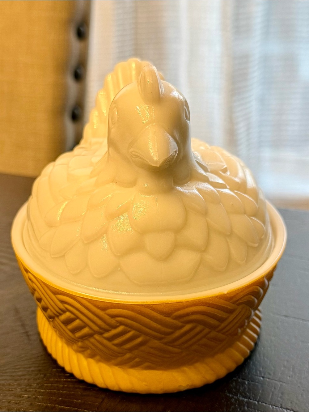 Vintage 1973 Avon White Milk Glass Hen on Nest Covered Dish - Picture 3 of 8